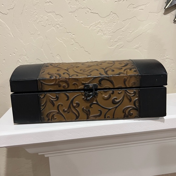 Metal Decorative Box with Domed Lid - Picture 1 of 6